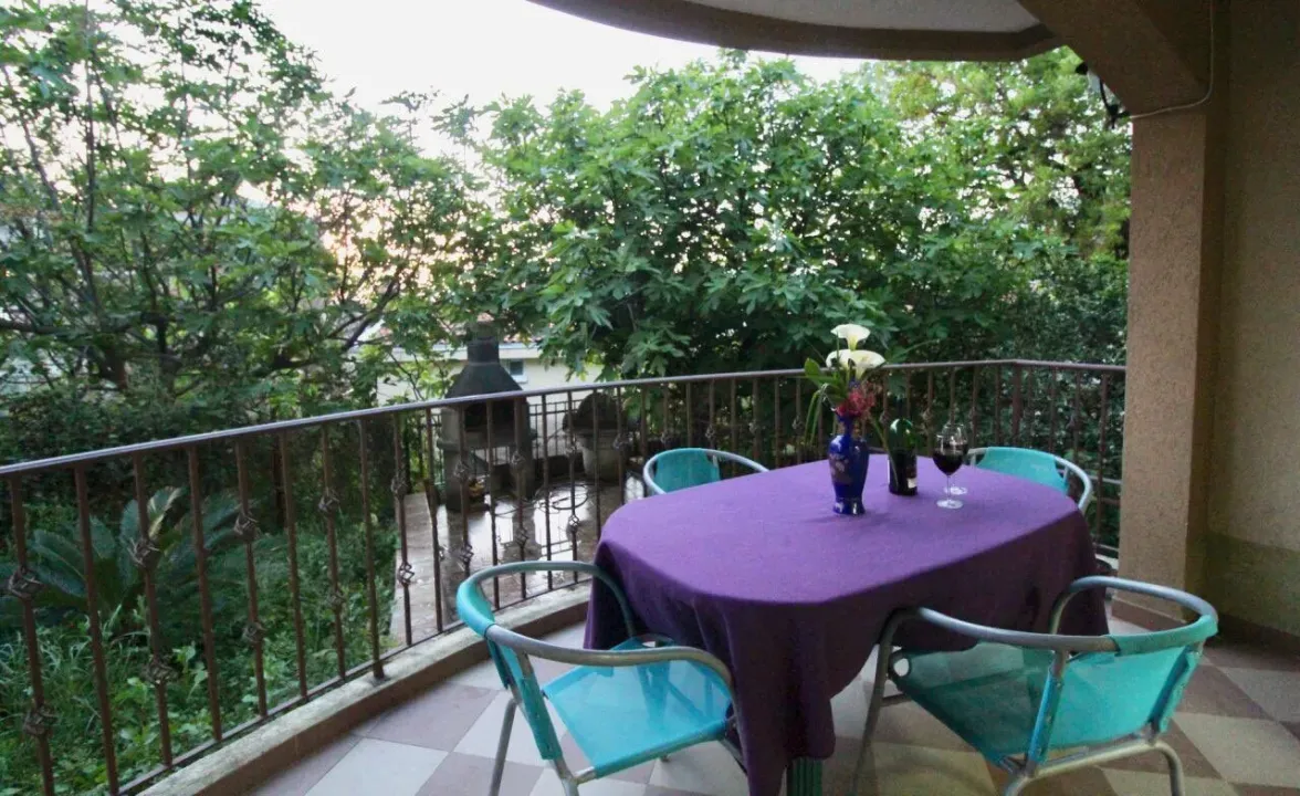 Sale, house, 220m², Bar, Crna Gora
