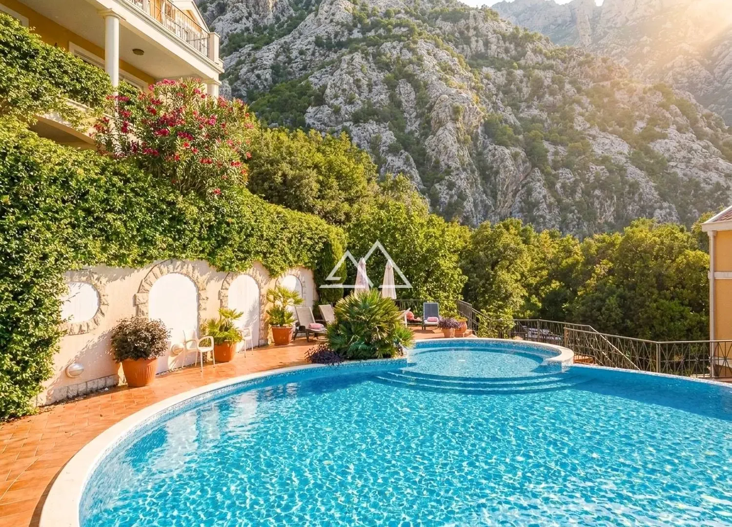 Prodaja, trosoban stan, 129m², Orahovac, Kotor