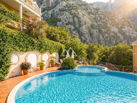 Prodaja, trosoban stan, 129m², Orahovac, Kotor - image 5