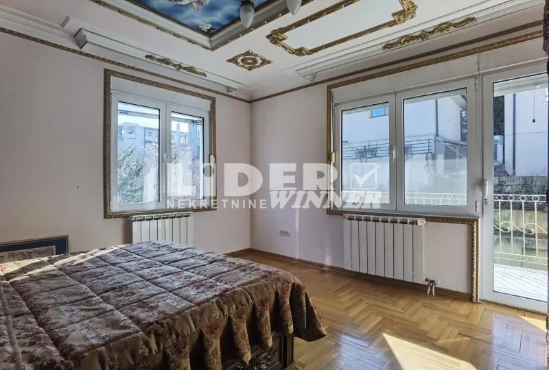 Rent, four bedroom apartment, 140m², Savski Venac, Beograd