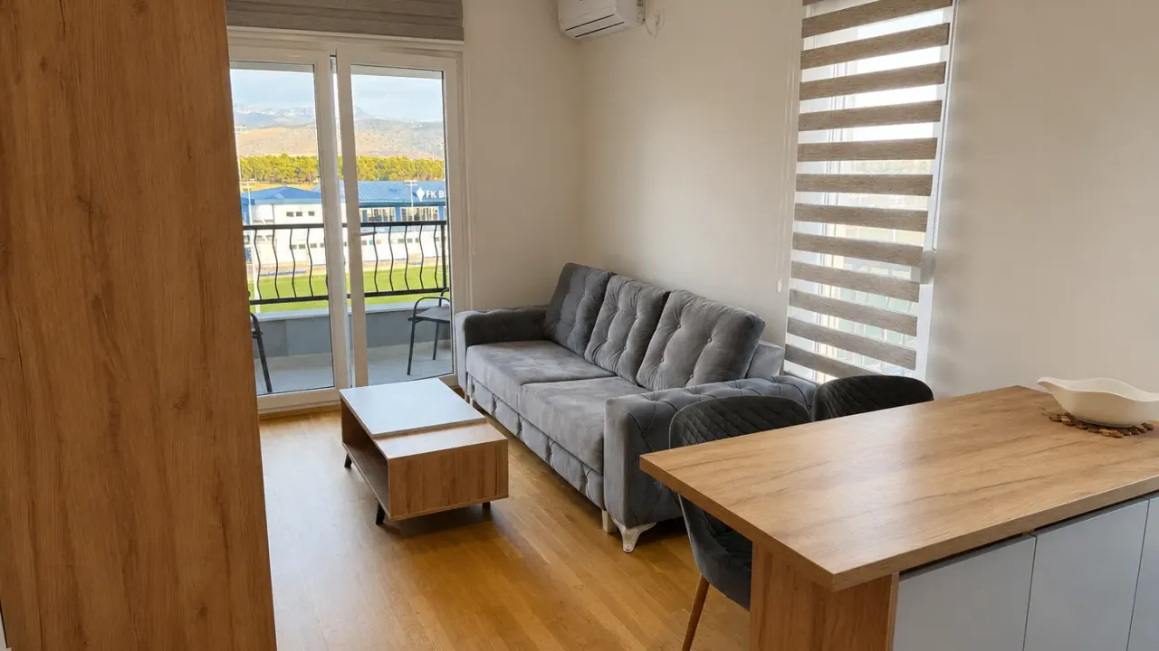 Rent, studio apartment, 27m², Stari Aerodrom, Podgorica