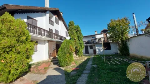 Prodaja, kuća, 330m², Futog, Novi Sad Sve Podlokacije - image 4