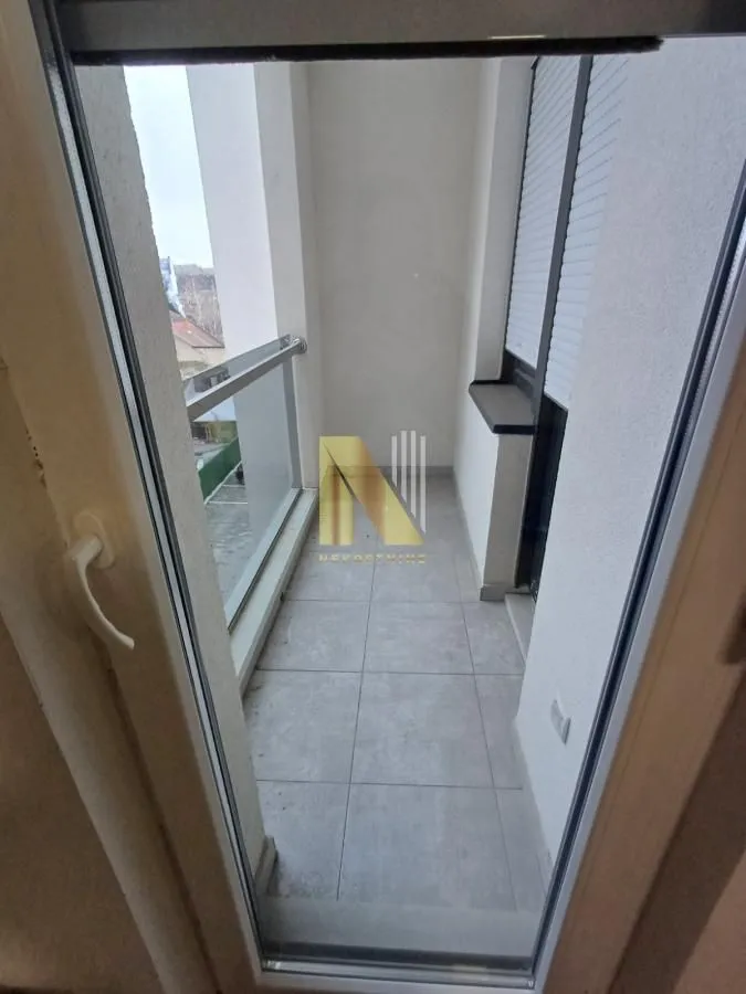 Prodaja, dvosoban stan, 43m², Salajka, Novi Sad Sve Podlokacije