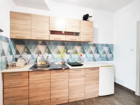 Rent, office space, 70m², Tološi, Podgorica - image 3