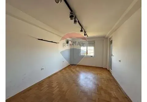 Sale, three bedroom apartment, 159m², Apelovac, Niš - image 16