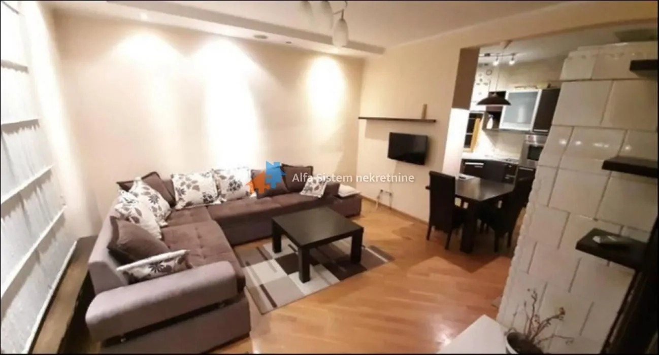 Izdavanje, dvosoban stan, 45m², Kalenić Pijaca, Vračar Sve Podlokacije