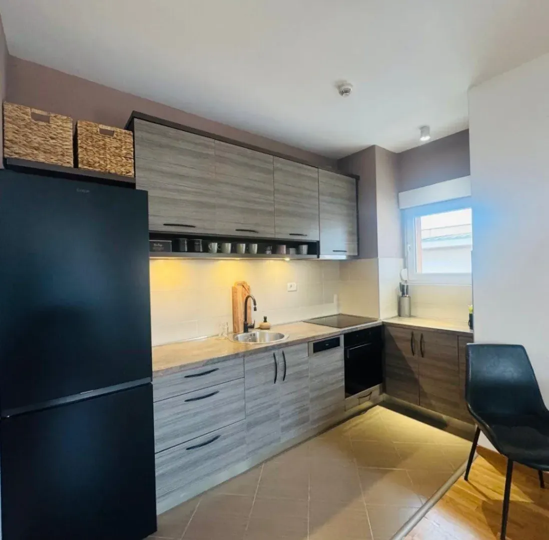 Izdavanje, jednosoban stan, 53m², City Kvart, Podgorica