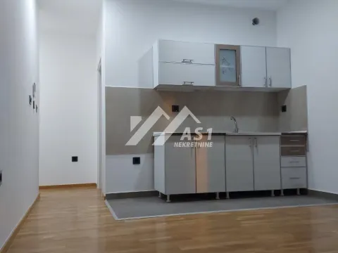 Izdavanje, dvosoban stan, 50m², Sajam, Novi Sad Sve Podlokacije - image 9
