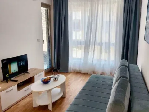 Sale, one bedroom apartment, 43m², Bečići, Budva - image 3
