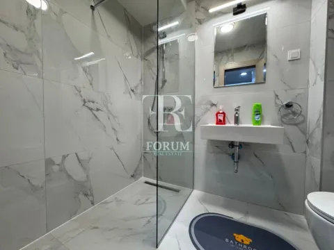 Izdavanje, dvosoban stan, 75m², Stara Varoš, Podgorica - image 8