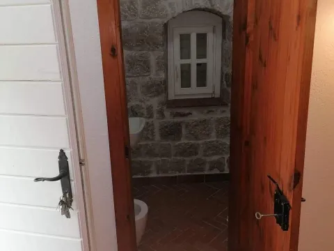 Prodaja, kuća, 150m², Perast, Kotor - image 2