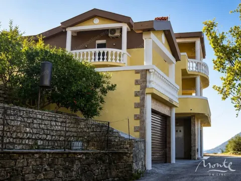 Prodaja, kuća, 226m², Lepetani, Tivat - image 2