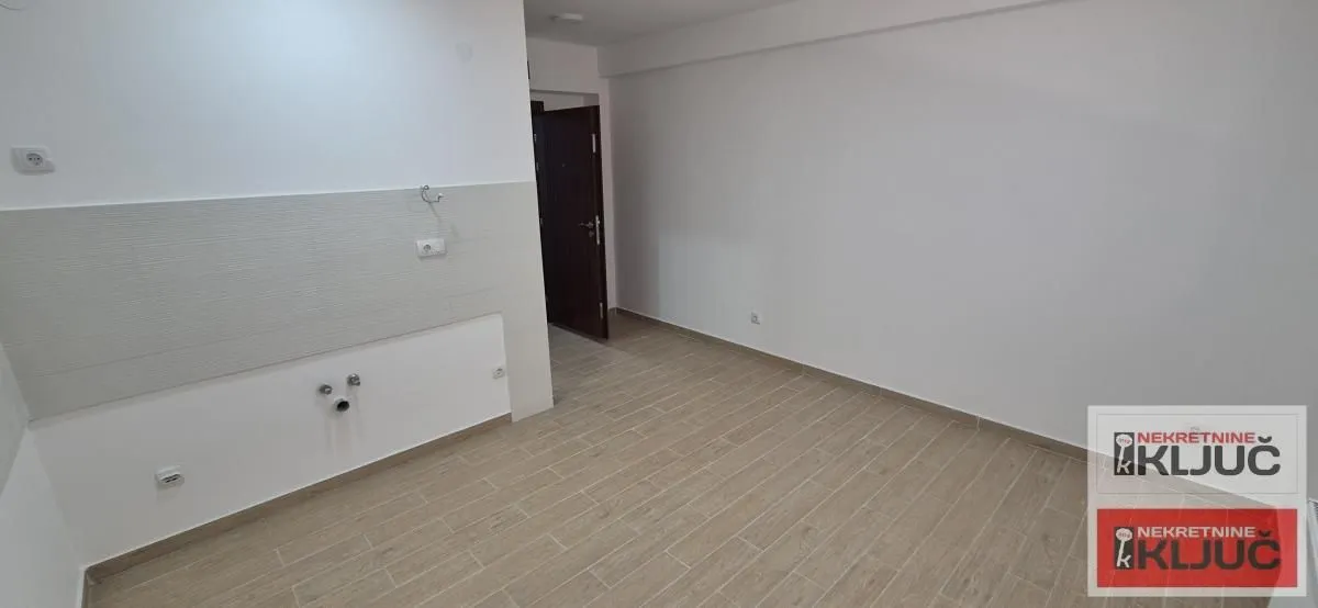 Prodaja, garsonjera, 19m², Lipov gaj, Novi Sad Sve Podlokacije