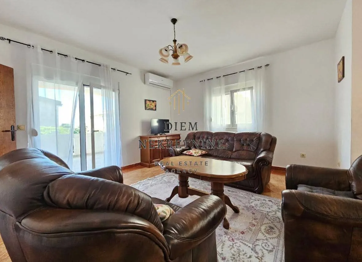Rent, three bedroom apartment, 116m², Bjeliši, Bar