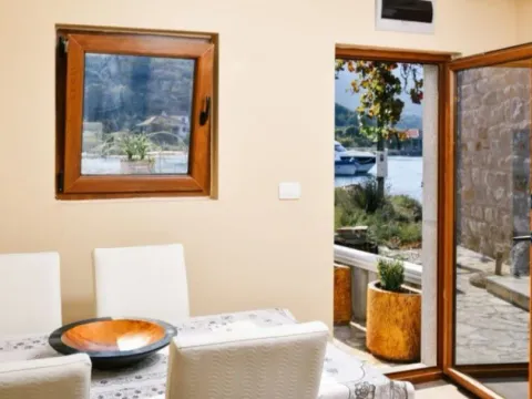 Prodaja, kuća, 107m², Gošići, Tivat - image 9