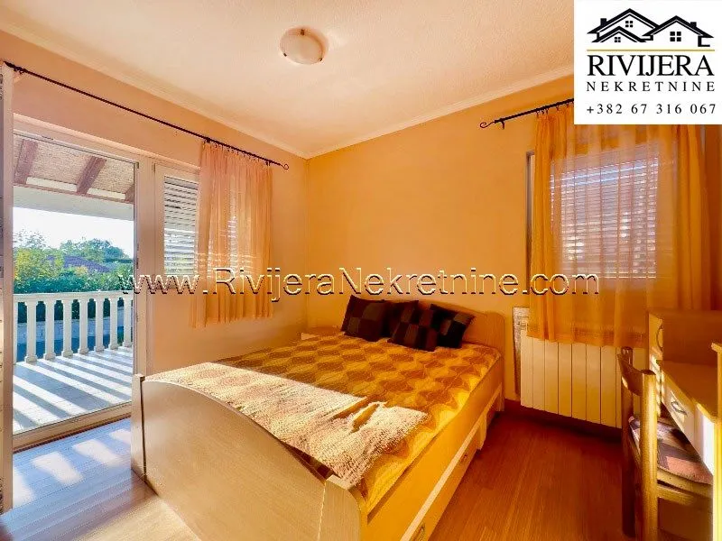 Prodaja, kuća, 350m², Gradiošnica, Tivat