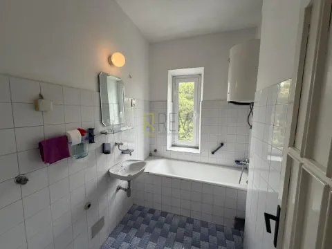 Prodaja, dvosoban stan, 86m², Centar, Podgorica - image 10