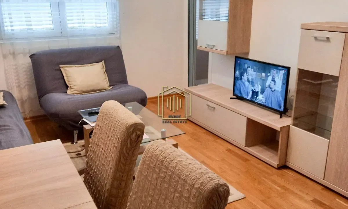 Izdavanje, jednosoban stan, 37m², Stari Aerodrom, Podgorica