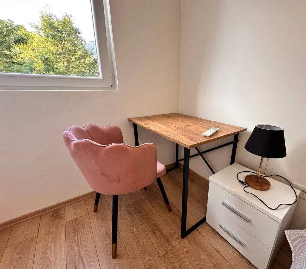 Rent, one bedroom apartment, 48m², Bijeli Do, Budva
