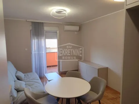 Sale, two bedroom apartment, 40m², Centar, Subotica - image 2
