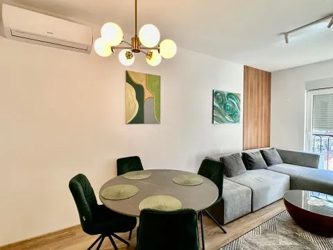 Rent, one bedroom apartment, 50m², Boreti, Budva - image 7