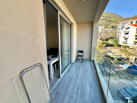 Izdavanje, dvosoban stan, 54m², Bečići, Budva - image 3