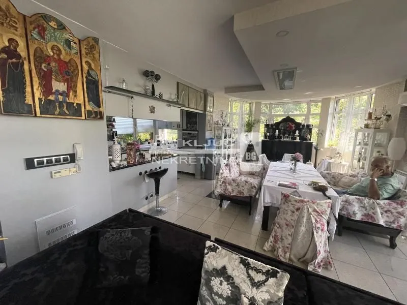 Sale, house, 520m², Savski Venac, Beograd