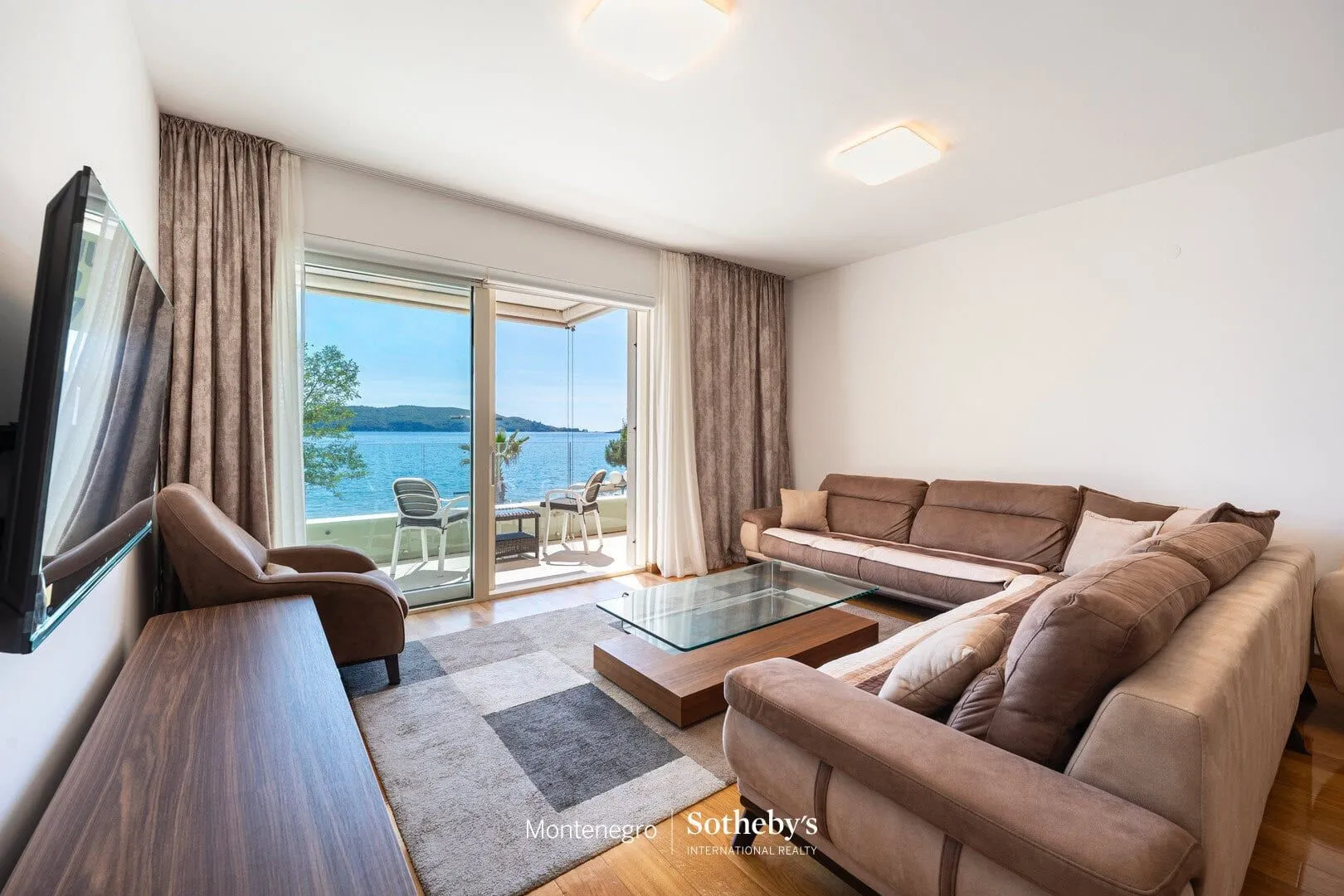 Sale, one bedroom apartment, 85m², Rafailovići, Budva