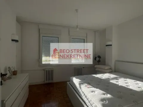 Izdavanje, četvorosoban stan, 89m², Beograd, Srbija - image 17