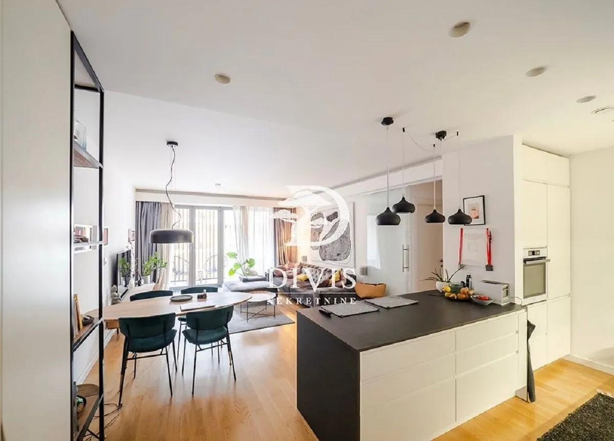 Izdavanje, dvosoban stan, 73m², Novi Beograd Blok 65, Novi Beograd Sve Podlokacije