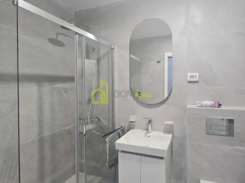 Izdavanje, jednosoban stan, 47m², Central Point, Podgorica - image 6