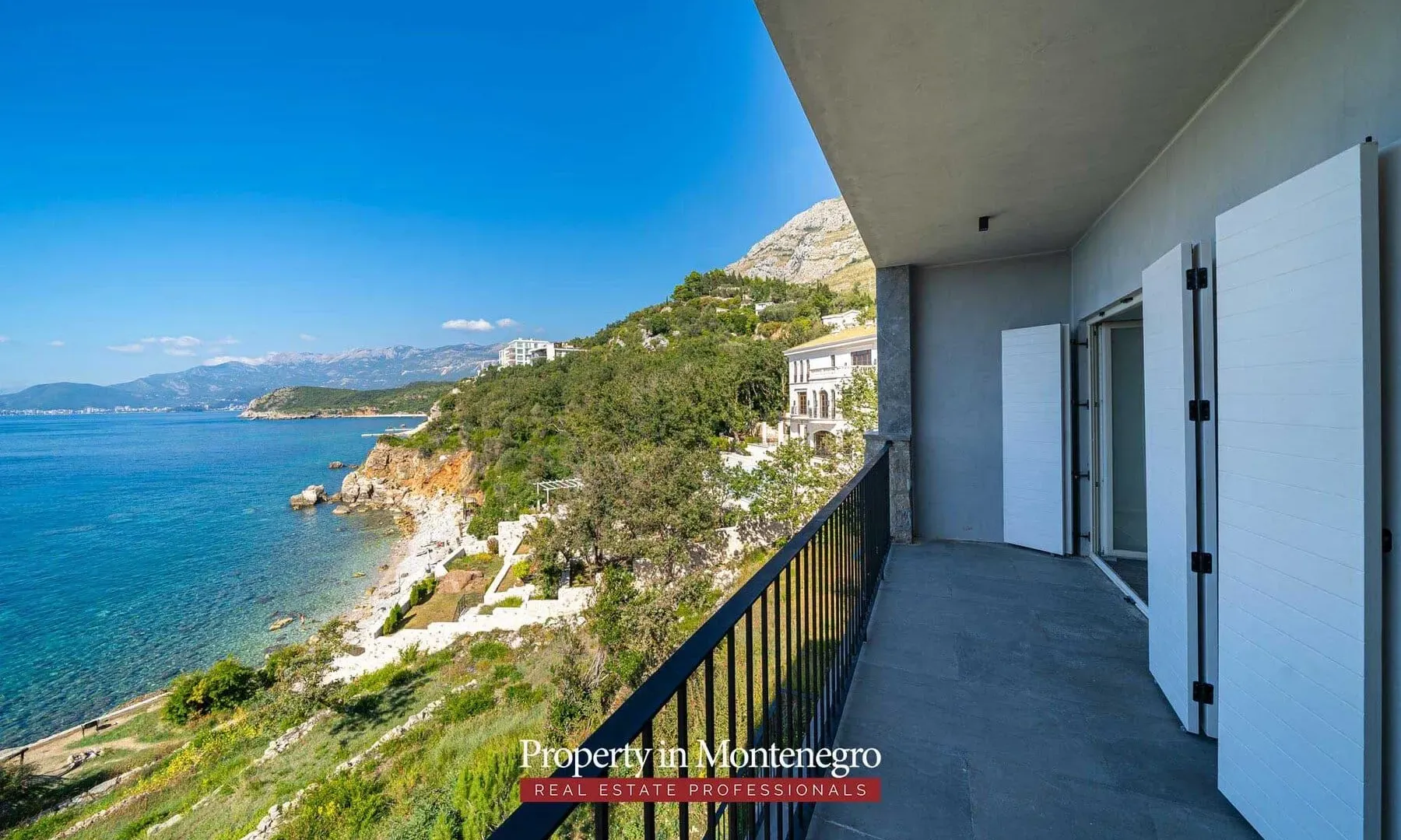 Sale, house, 310m², Rijeka Reževići, Budva