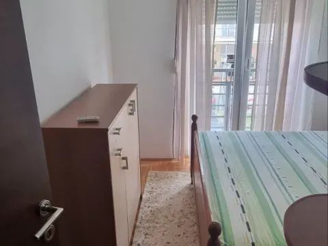 Rent, two bedroom apartment, 74m², Blok 9, Podgorica - image 9