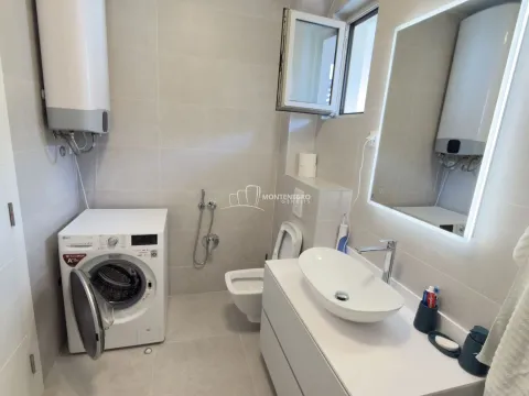 Prodaja, trosoban stan, 383m², Bečići, Budva - image 13