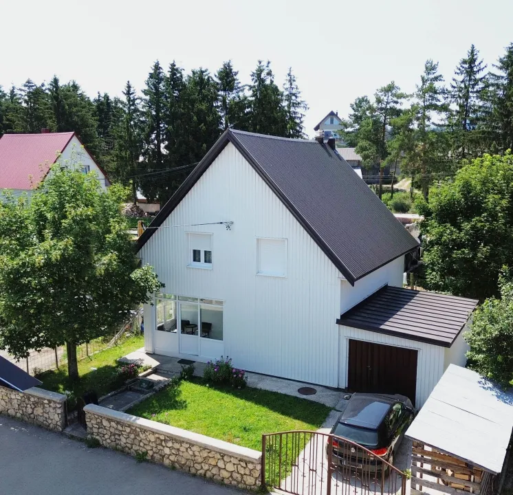 Sale, house, 140m², Centar, Žabljak