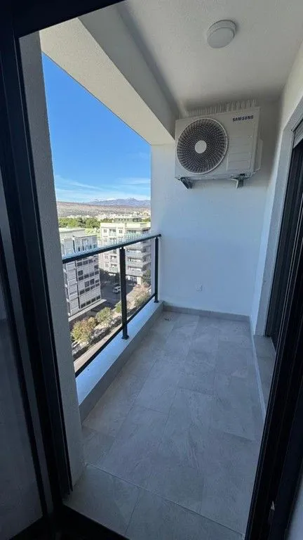Izdavanje, jednosoban stan, 46m², Tološka šuma, Podgorica