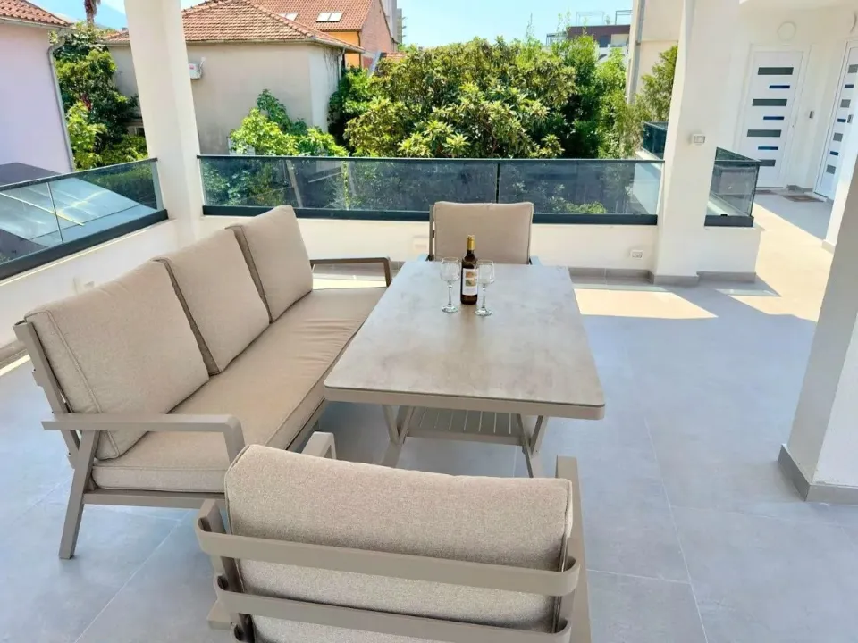 Rent, two bedroom apartment, 95m², Donja Lastva, Tivat