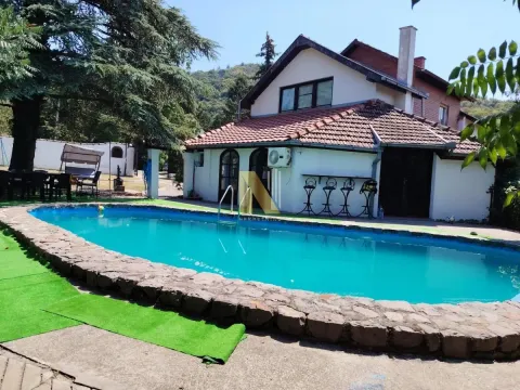 Prodaja, kuća, 300m², Ledinci, Petrovaradin - image 3