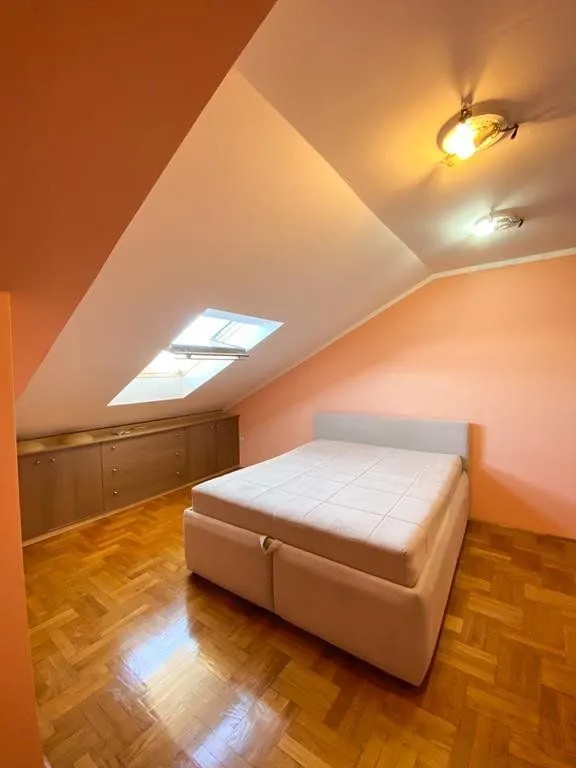 Izdavanje, jednosoban stan, 50m², Ljubović, Podgorica