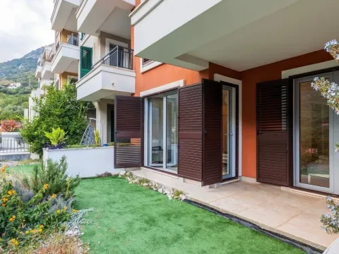 Sale, three bedroom apartment, 97m², Morinj, Kotor - image 14