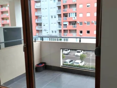 Rent, two bedroom apartment, 70m², Master Kvart, Podgorica - image 5