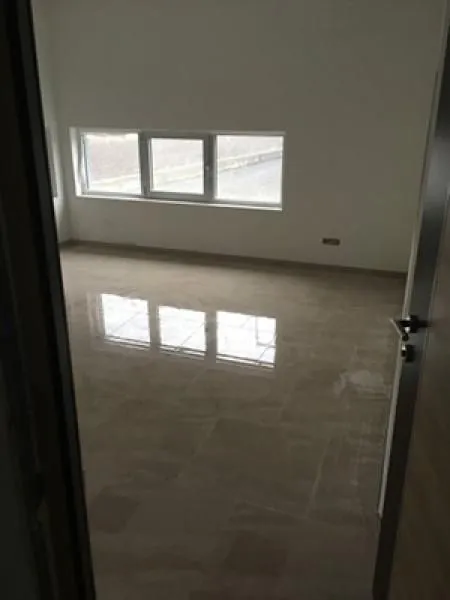 Rent, office space, 850m², Čukarica, Beograd