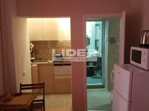 Sale, two bedroom apartment, 40m², Stari Grad, Beograd - image 4