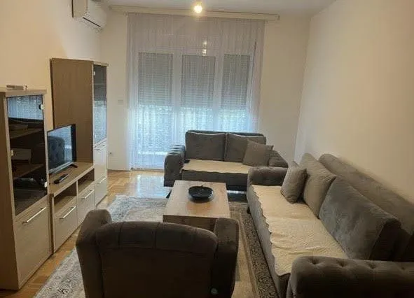 Rent, one bedroom apartment, 48m², Stari Aerodrom, Podgorica