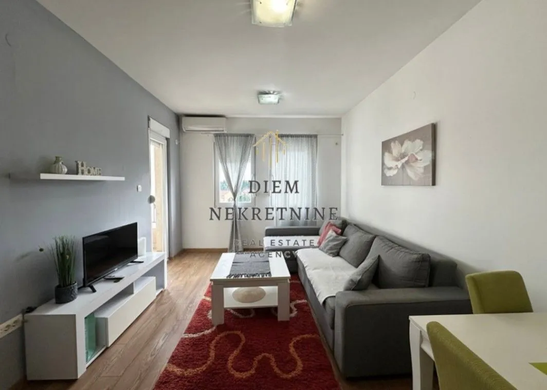 Izdavanje, dvosoban stan, 64m², City Kvart, Podgorica