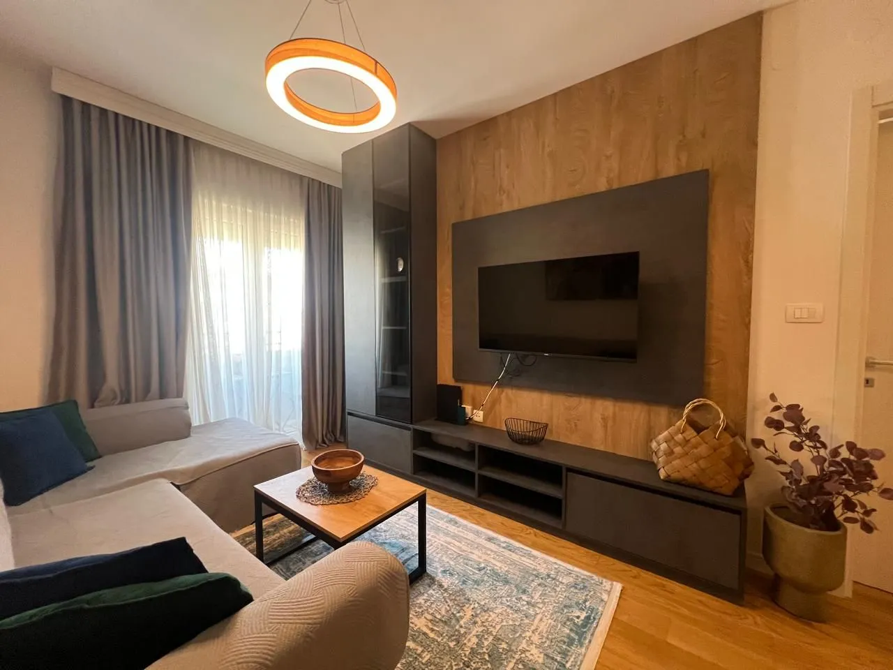 Prodaja, jednosoban stan, 39m², Central Point, Podgorica