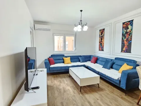 Izdavanje, jednosoban stan, 47m², Stari Aerodrom, Podgorica - image 3