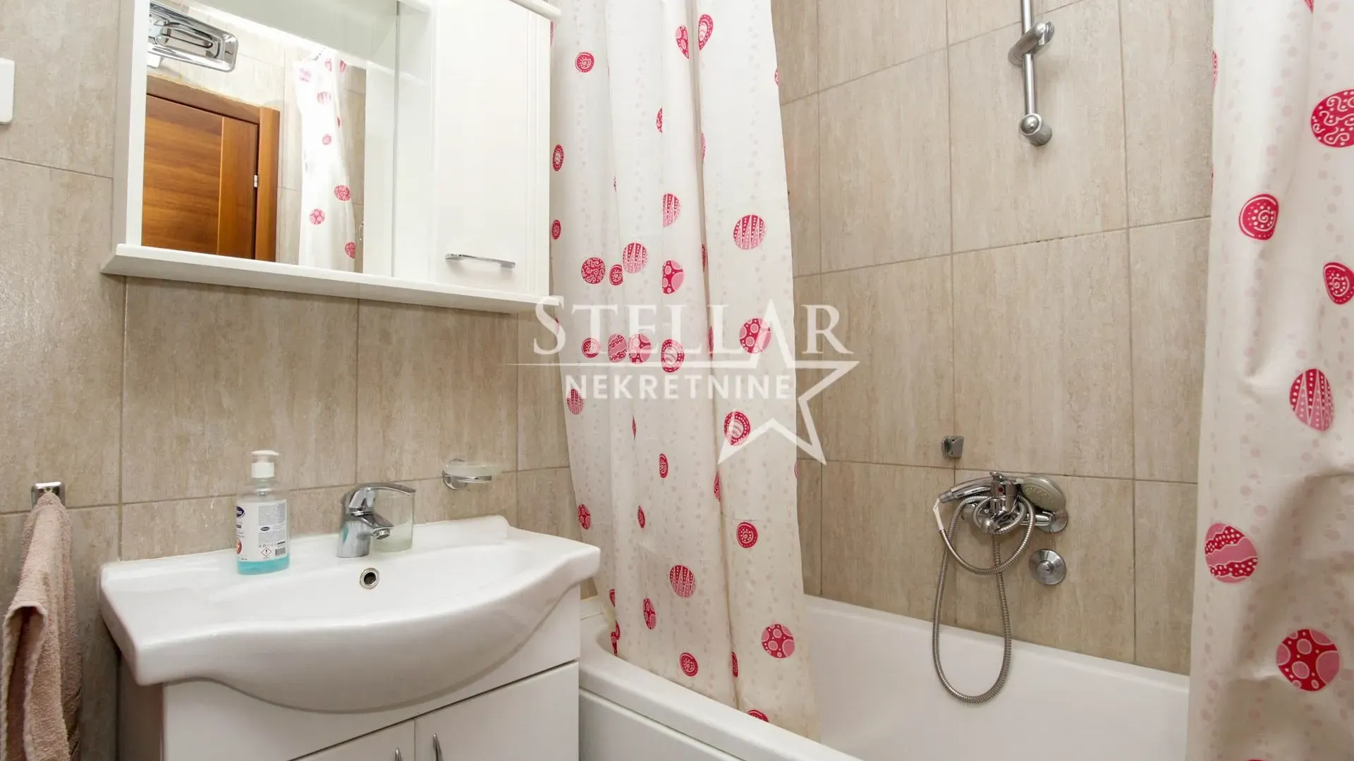 Rent, one bedroom apartment, 45m², Stara Varoš, Podgorica