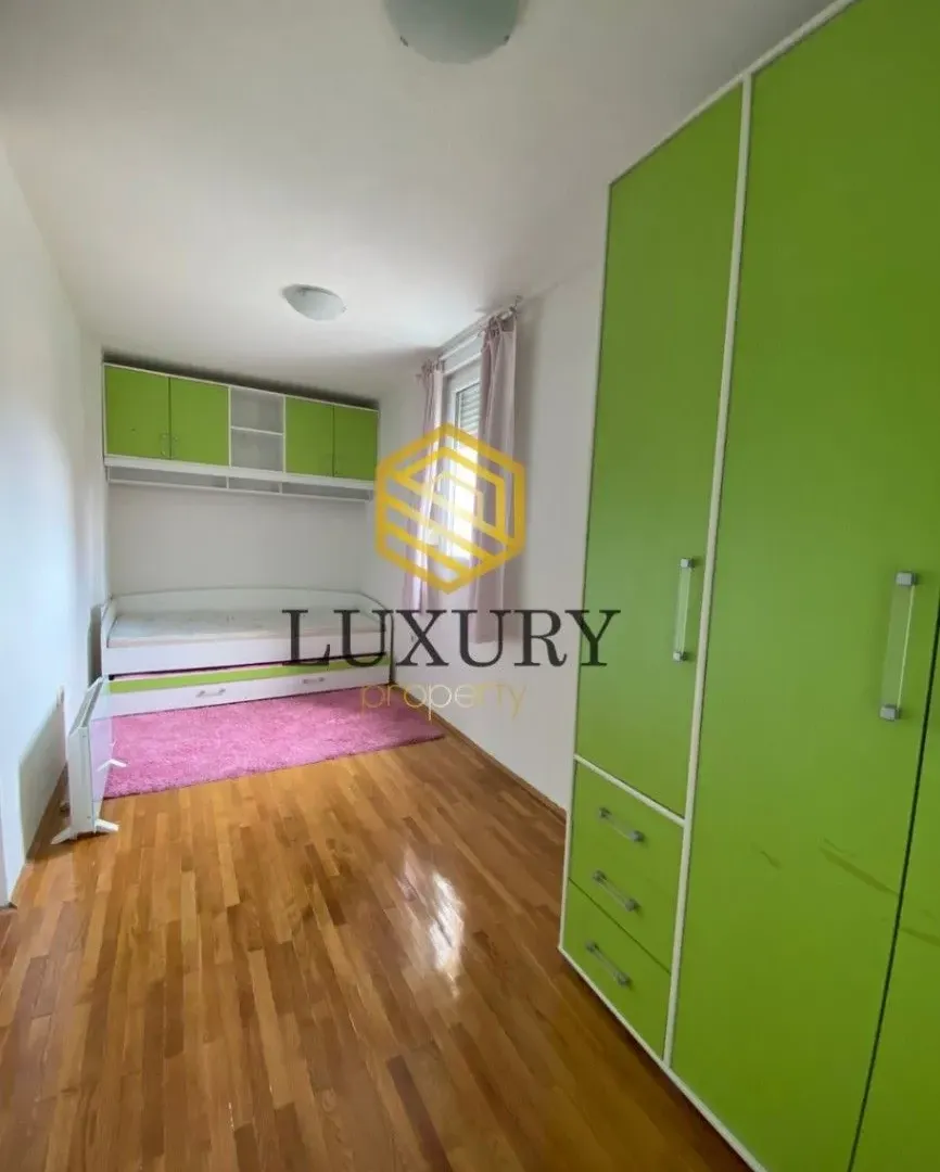 Prodaja, stan, 80m², Blok 5, Podgorica
