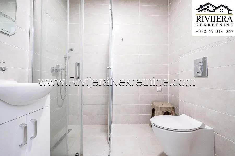 Prodaja, trosoban stan, 116m², Mažina, Tivat